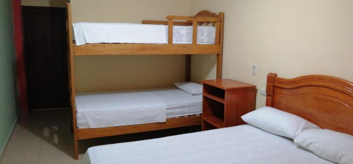 Hotel Internacional En アタカメス エクステリア 写真