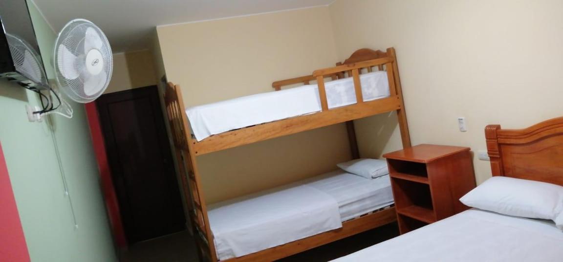 Hotel Internacional En アタカメス エクステリア 写真