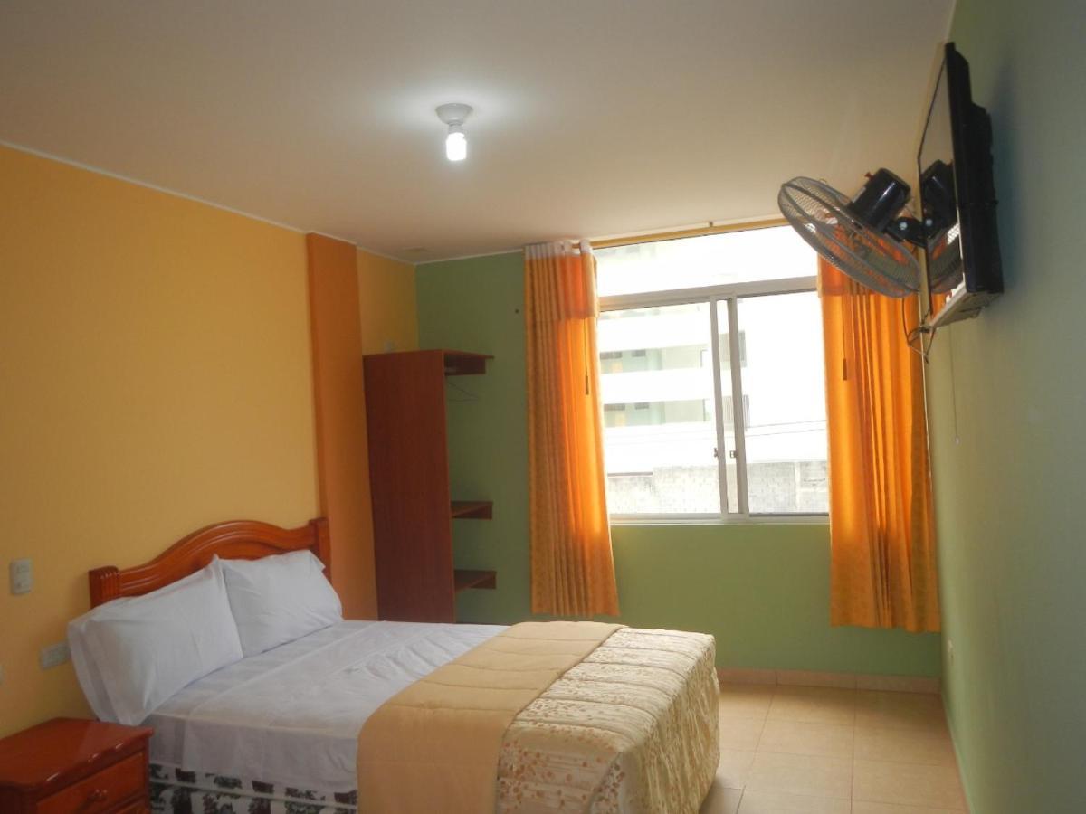 Hotel Internacional En アタカメス エクステリア 写真